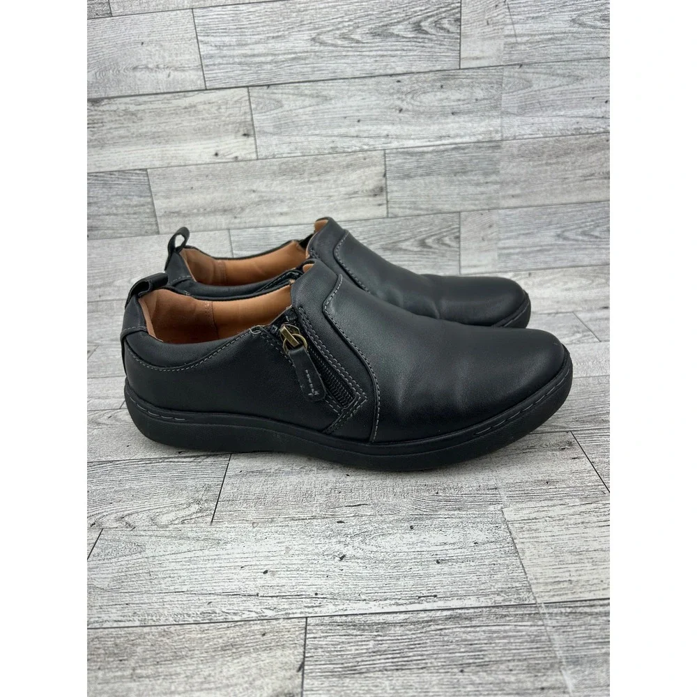 Clarks slip shoes